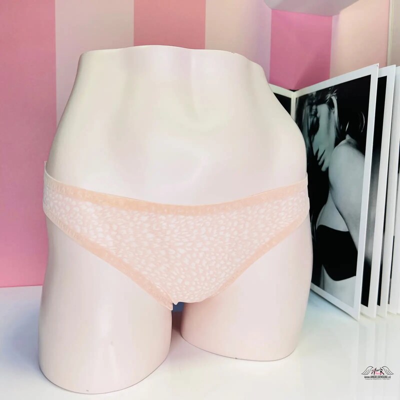 Ľahko priesvitné telové nohavičky od Agent Provocateur a Victorias 46575091