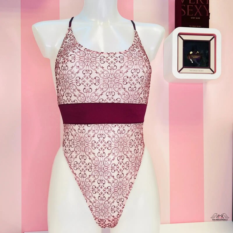 Luxusný Plyšový Macko Victorias Secret pre Eleganciu vo Vašej Kolekcii 46574871