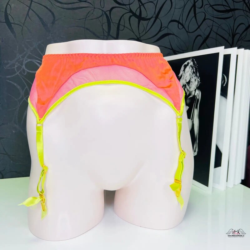 Luxusná Elegancia: Podväzkový Pás Viv od Agent Provocateur 46574799