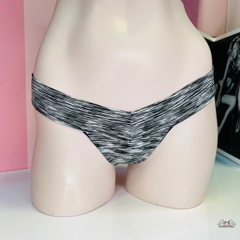 PINK Stylové Růžové Tanga pro Sebevědomý a Neodolatelný Vzhled 46574692