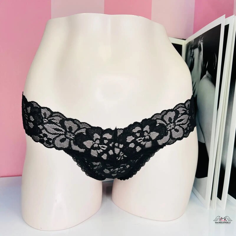 Victorias Secret Čipkové tangá s ozdobným šnurovaním 46574615