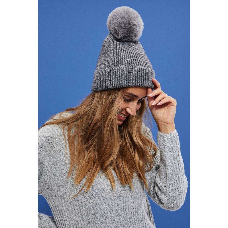 Marisse Cap with a pompom 65184922