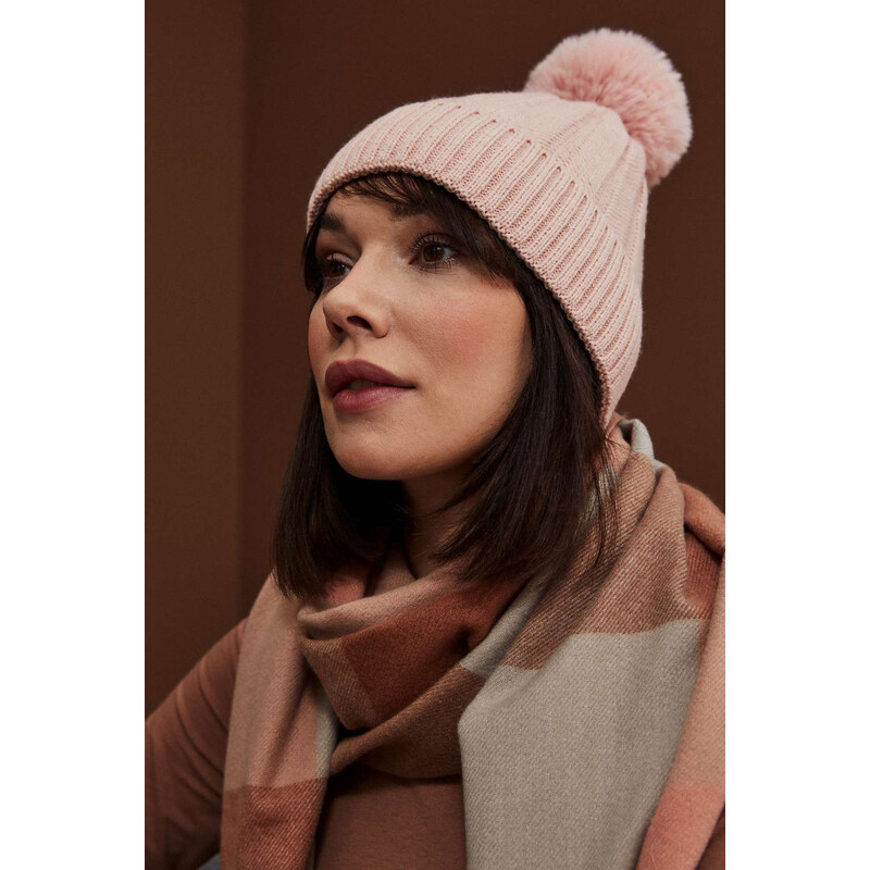 Marisse Cap with a pompom 65184923