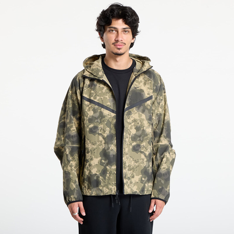 Vetrovka Nike Tech Mens Dri-FIT Woven Camo Windrunner Jacket Neutral 65199381