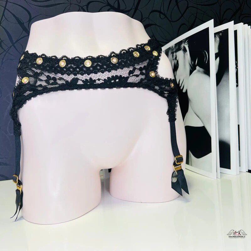 Agent Provocateur Luxusné Stevie Suspender: Elegantná Francúzska Čipka 65202697