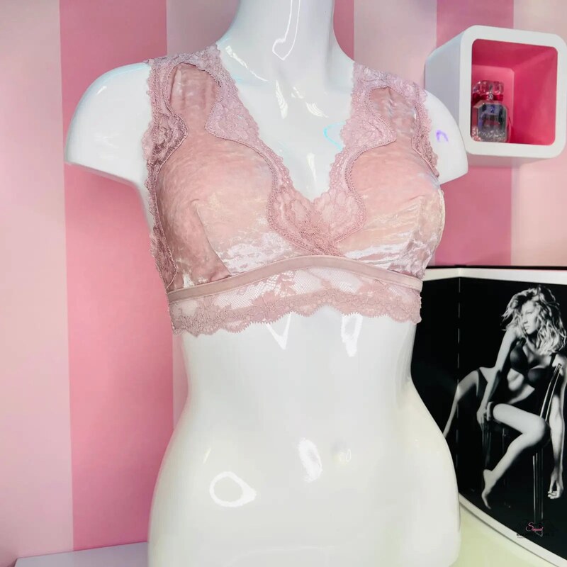 Victorias Secret Luxusný Sametový Bralet s Krajkou pre Neodolateľný 65202727