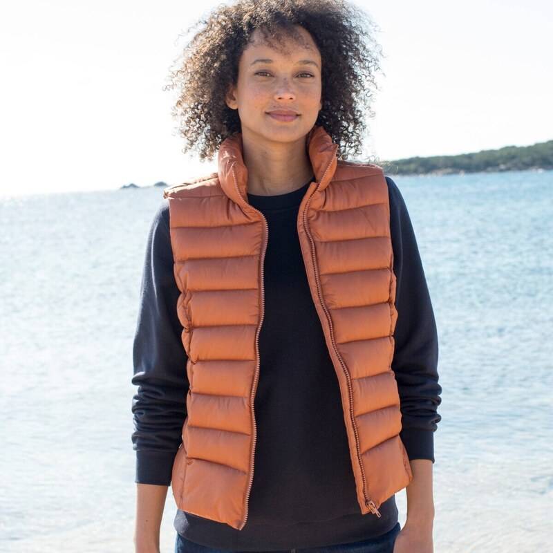 Nepremokavá prešívaná vesta na zips karamelová 056 Blancheporte 65219096