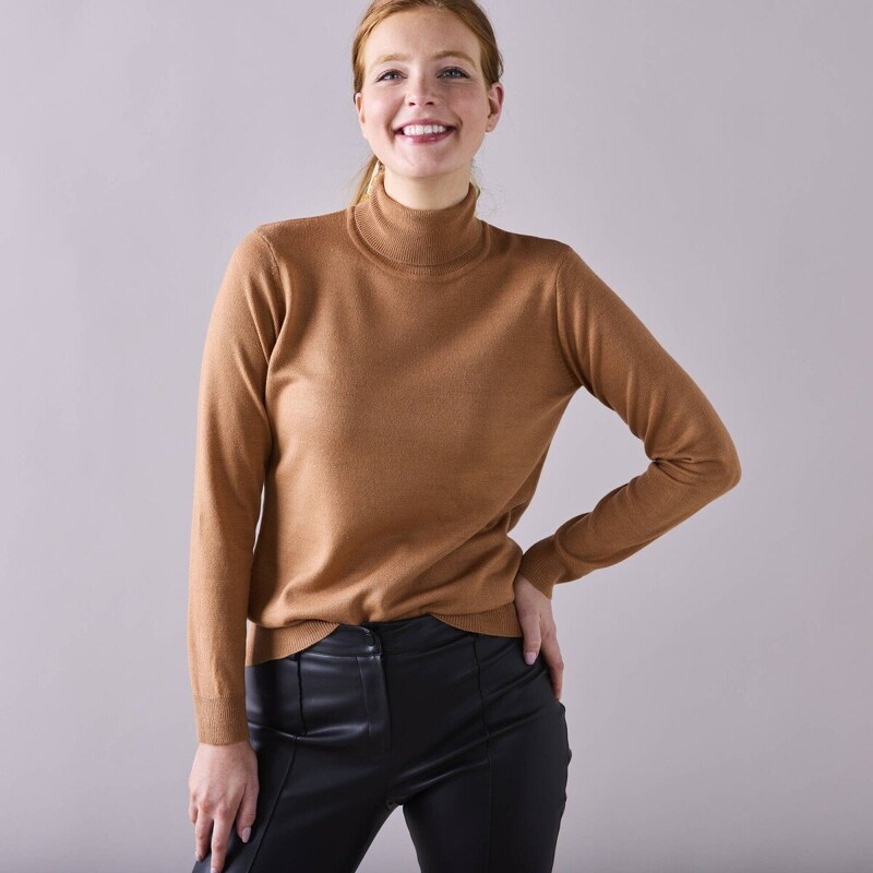 Pulóver s rolákom, kašmírový na dotyk oriešková 040 Blancheporte 56607507