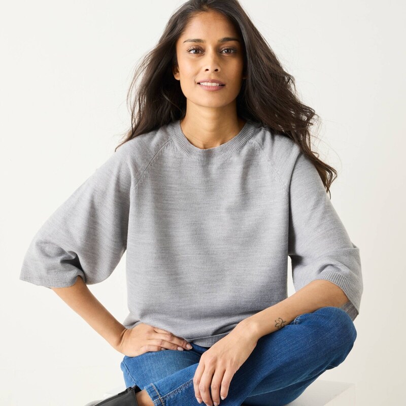 Voľný pulóver s rukávmi po lakte sivý melír 054 Blancheporte 65217653