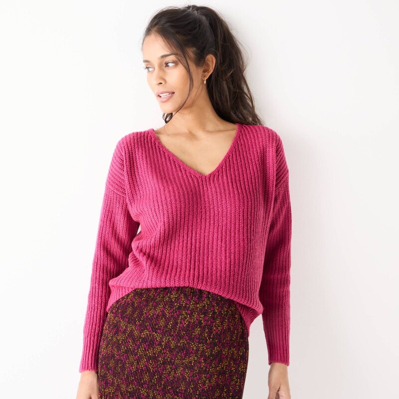 Voľný pulóver s hladkým vzorom a výstrihom do V, mohérový na dotyk 65218764