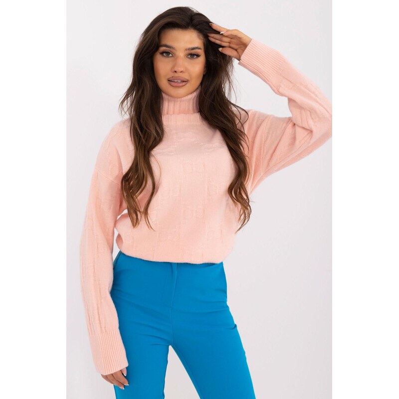 MladaModa Rolákový sveter so vzorom model 42135 broskyňový 65626615