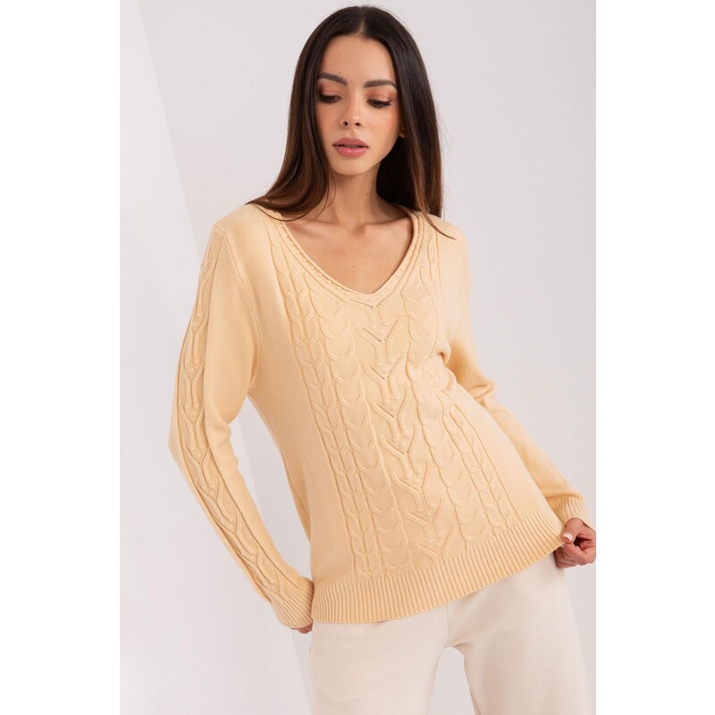 MladaModa Sveter so srdiečkovým výstrihom a vrkočovým vzorom model 65292205