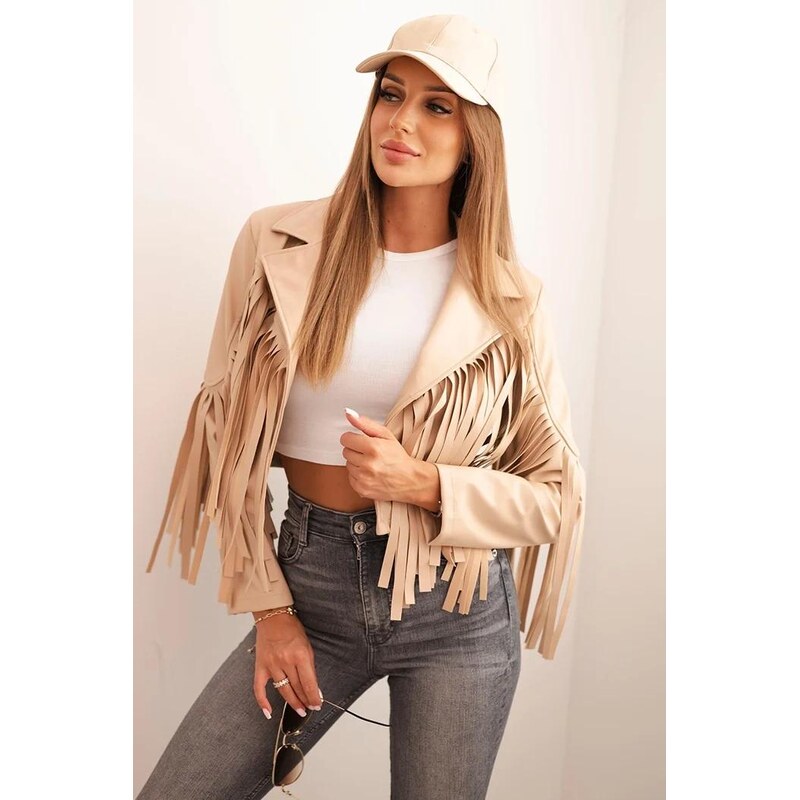 MladaModa Krátka koženková bunda so strapcami model 4359-1 farba 65626669