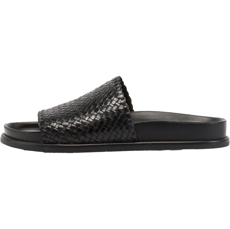 VAGABOND SHOEMAKERS Šľapky Effie čierna 65300812