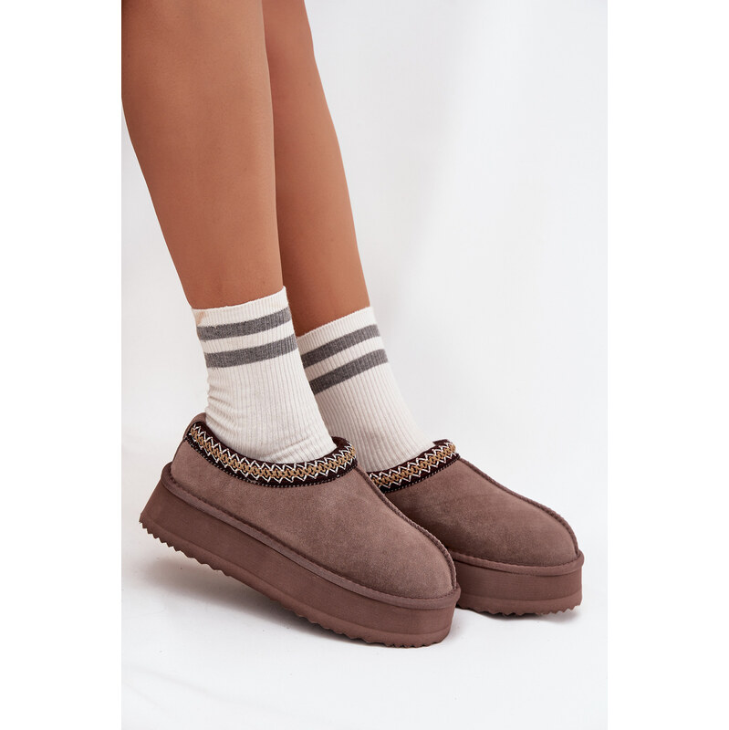 Nízke semišové snehule pre ženy s výšivkou na platforme Vinceza 65390702