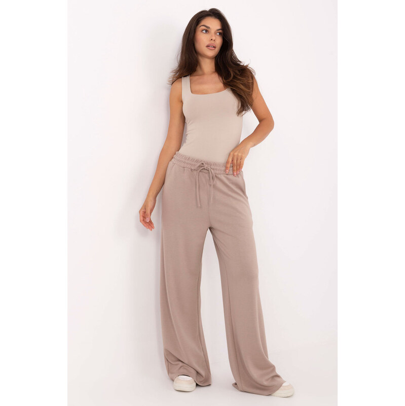 RELEVANCE Tepláky model 216512 Relevantnosť 65449053