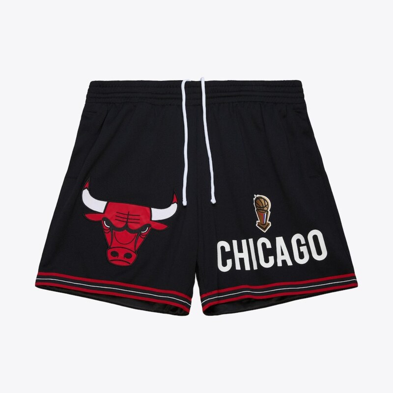 Mitchell & Ness NBA Team Origins 7in Mesh Bulls Vintage Logo Shorts - 66361067