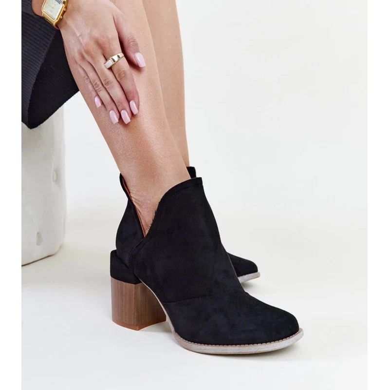 Gemre Čierne asymetrické topánky Nadica s podšívkou 65418400