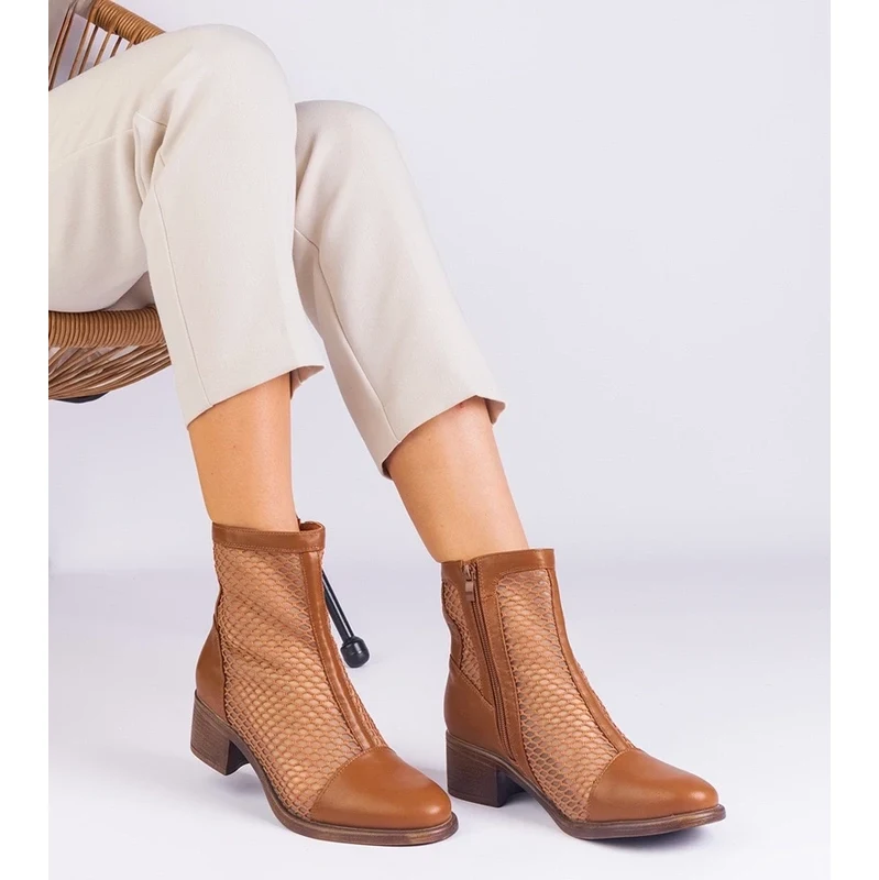 Gemre Hnedé sieťované členkové topánky na podpätku Melarka 65418452