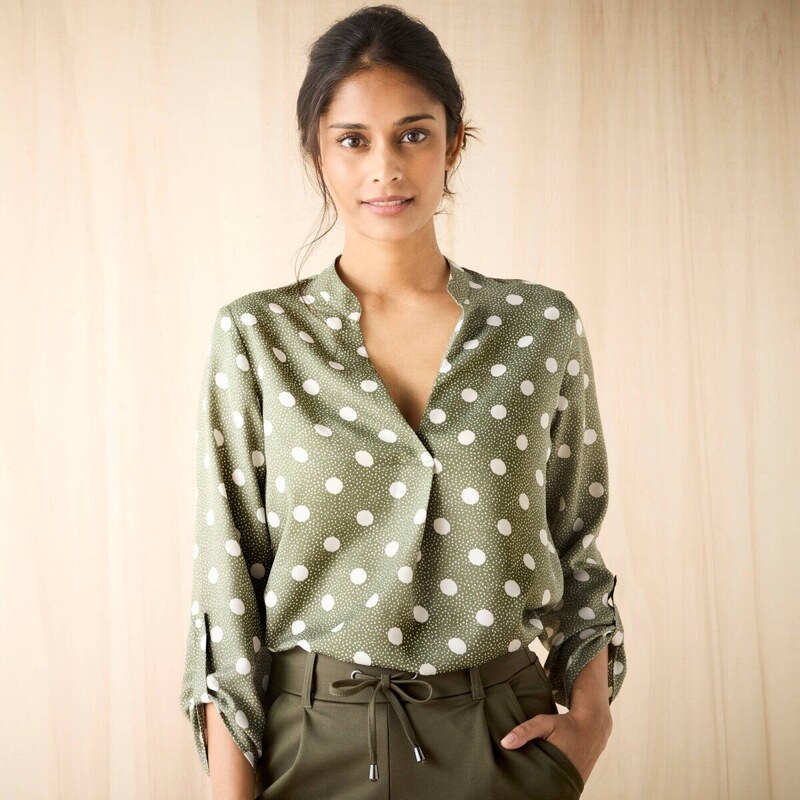 Dlhá krepová blúzka s bodkovanou potlačou khaki/biela 058 Blancheporte 65217761