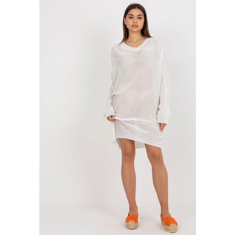 MladaModa Dlhý letný sveter s véčkovým výstrihom model 100157 biely 65463074
