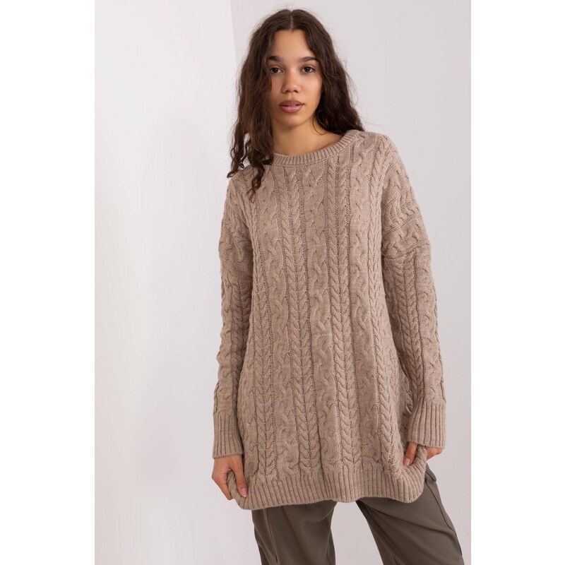 MladaModa Dlhý sveter s vrkočovým vzorom model 10137 béžový 65463124