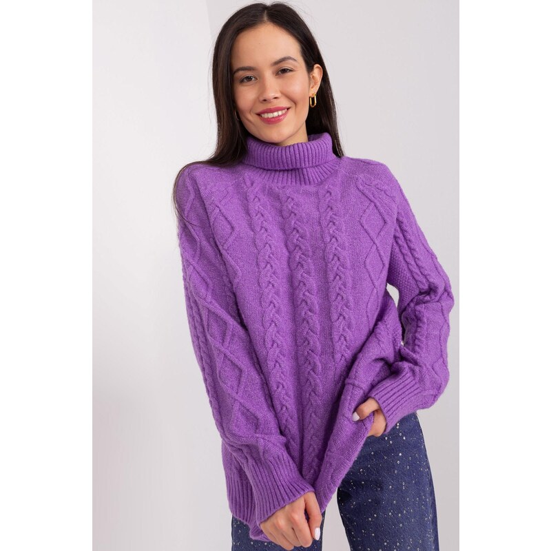 MladaModa Rolákový sveter s vrkočovým vzorom model 55212 fialový 65626545