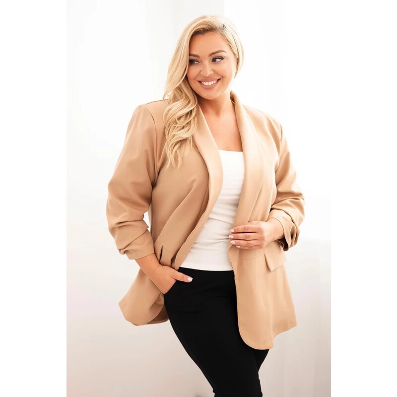 Kesi Włoski Dámska elegantná plus size sako camelová 65487106