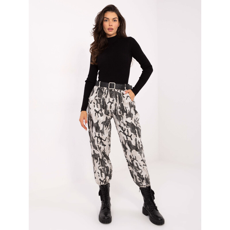BASIC Smotanové dámske viskózové nohavice s maskáčovým vzorom a 65574729