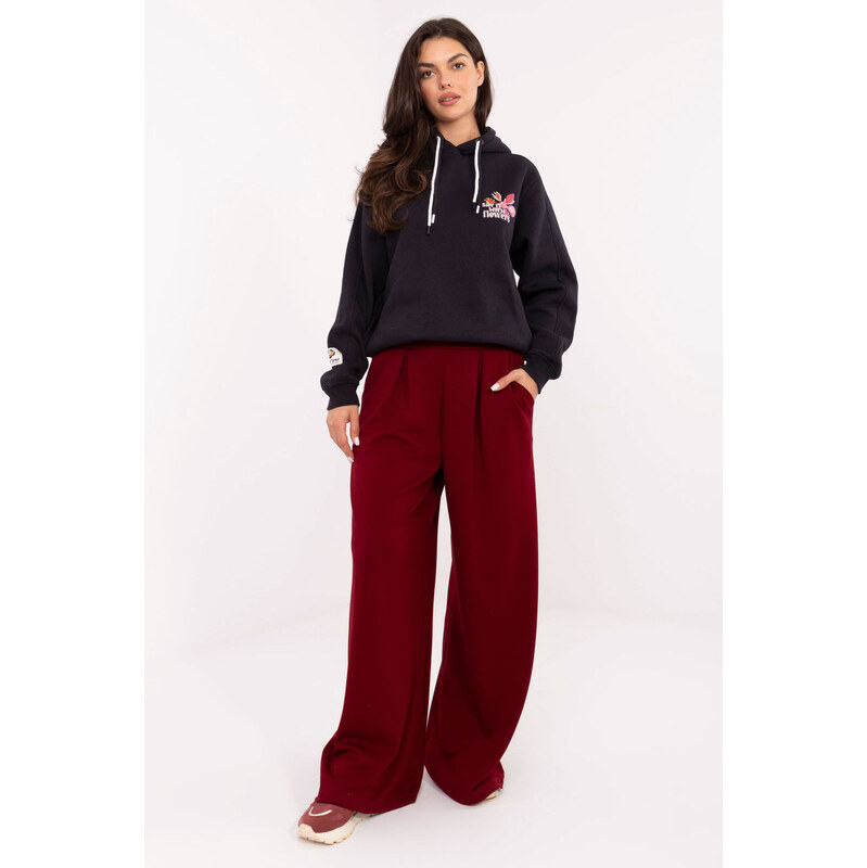 RELEVANCE Tepláky model 218254 Relevantnosť 65574595