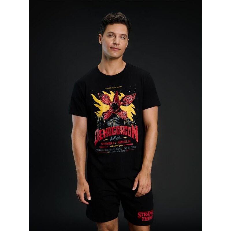 Sinsay - Dvojdielne pyžamo s potlačou Stranger Things - čierna 65752413