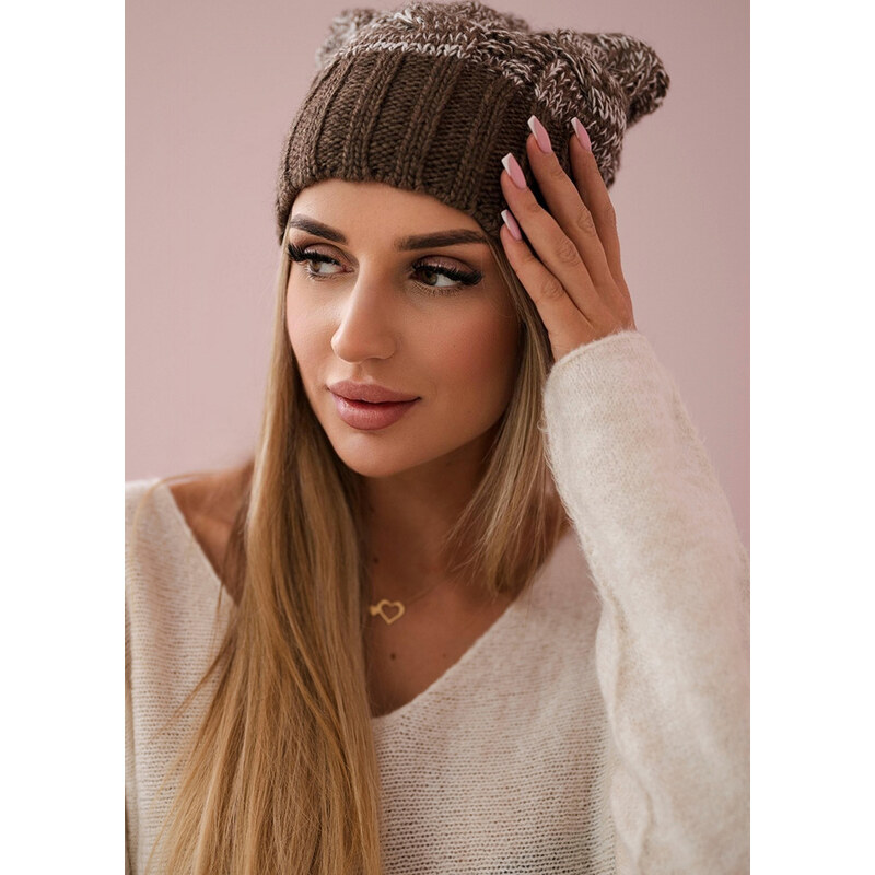 Kesi Hnedá dámska zimná čiapka s brmbolcom K213 65675124