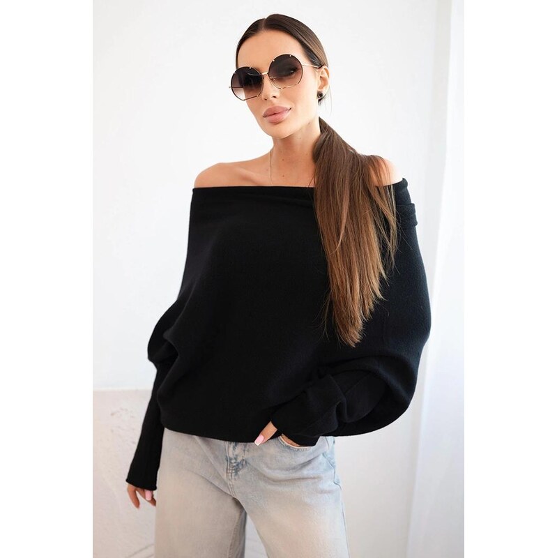 MladaModa Asymetrický sveter s netopierími rukávmi model IT95 čierny 65727698