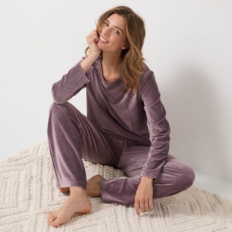 Velúrové pyžamo s nohavicami a dlhými, širokými rukávmi hnedosivá 036 65772272