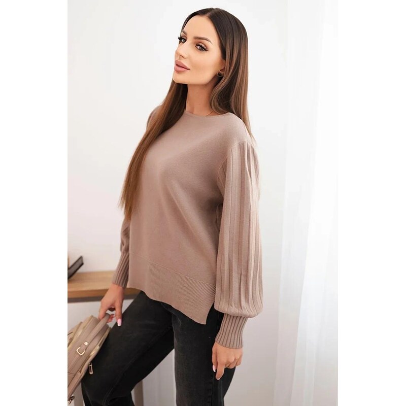 MladaModa Voľný sveter s rozparkami po stranách model R2025 farba 65727672