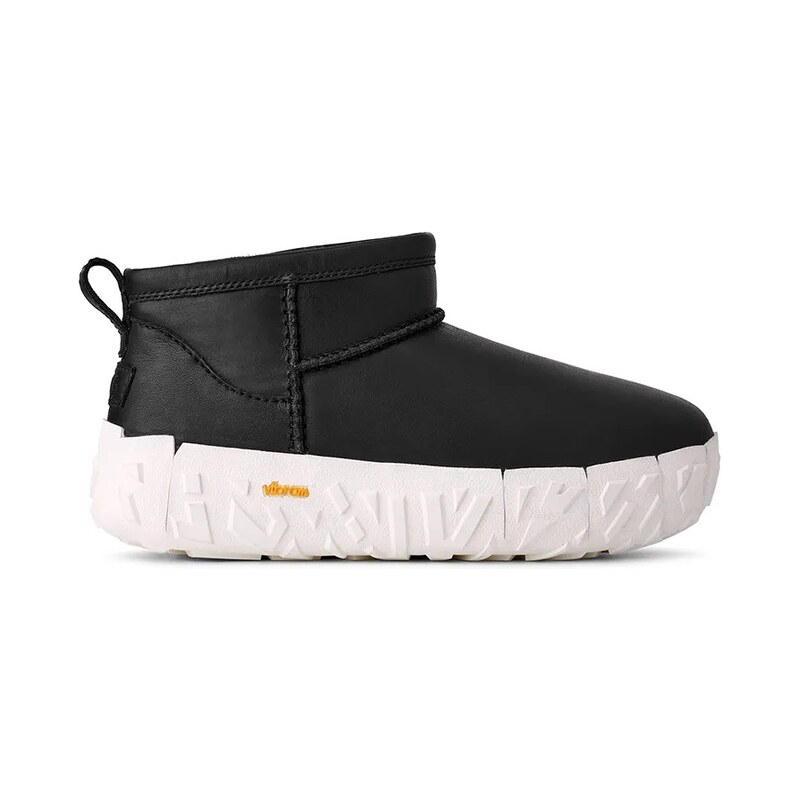 Semišové snehule UGG Cl Ultra Mini Wrap Tech Noir 65802107