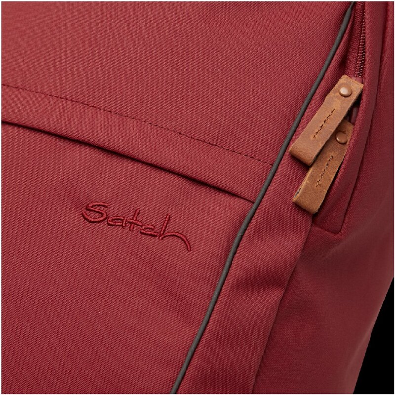 Satch voľnočasový batoh – Pure Red 62191819