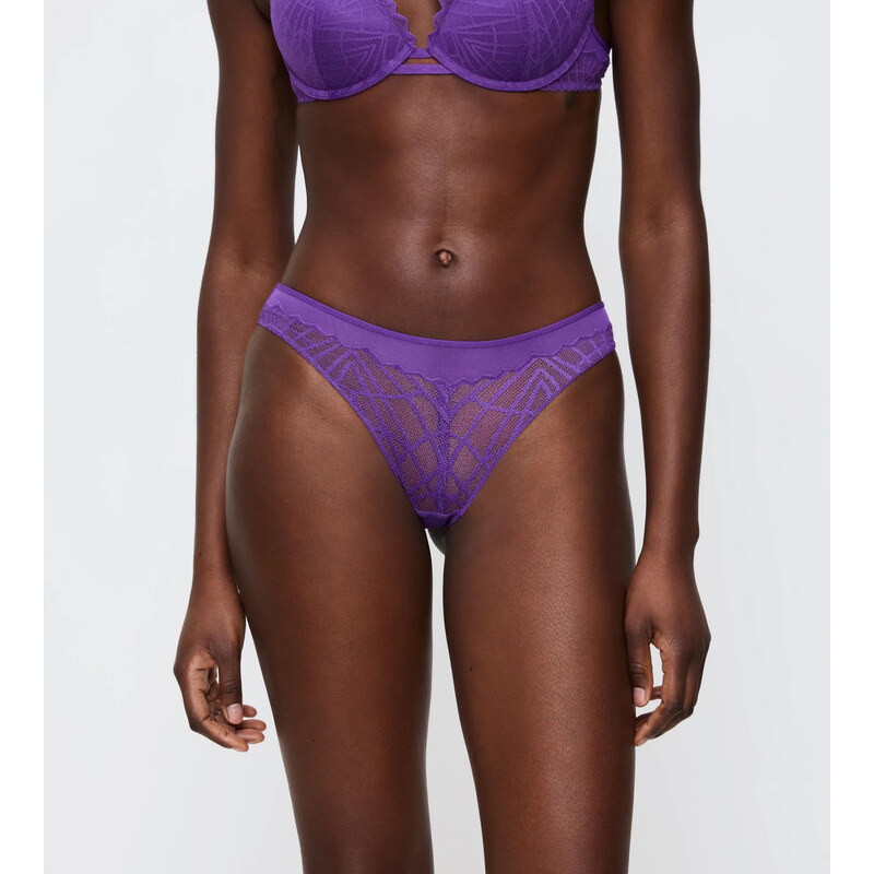 E-shop Tá noc vo Vegas brazílsky - PURPLE HAZE - TRIUMPH PURPLE HAZE -