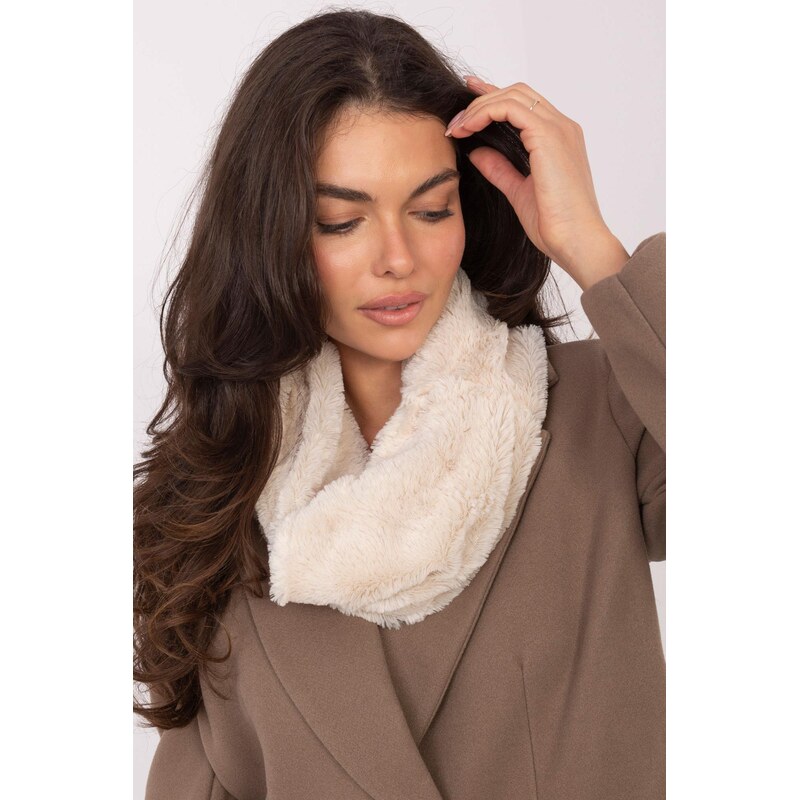 MladaModa Hebká komínová šatka model 26178 svetlá béžová 65842747