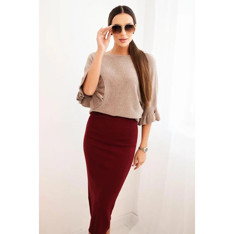 MladaModa Obtiahnutá midi sukňa s elastickým pásom model 5121 bordová 69117493