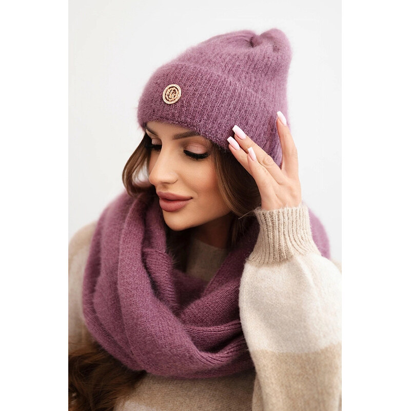 K-Fashion Dámsky mäkký pletený set čiapky a šálu tmavoružový 65955538