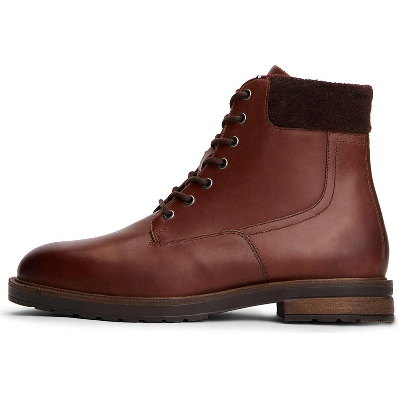 TOMMY HILFIGER Šnurovacie čižmy hnedá / čokoládová 65992882