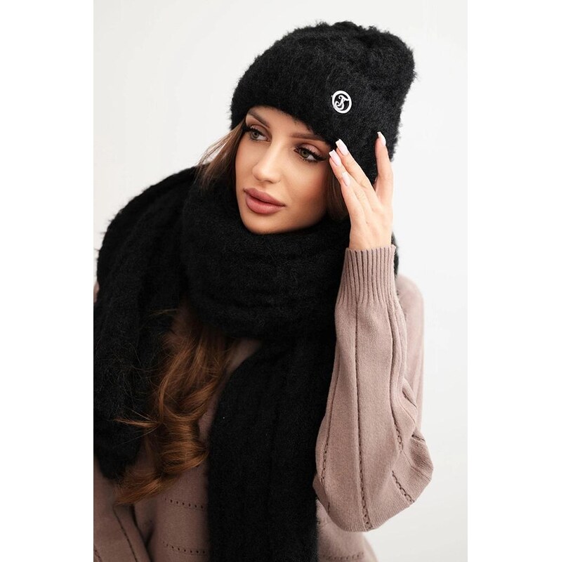 MladaModa Komplet - dámska čiapka + šál CZ03 čierny 65998359