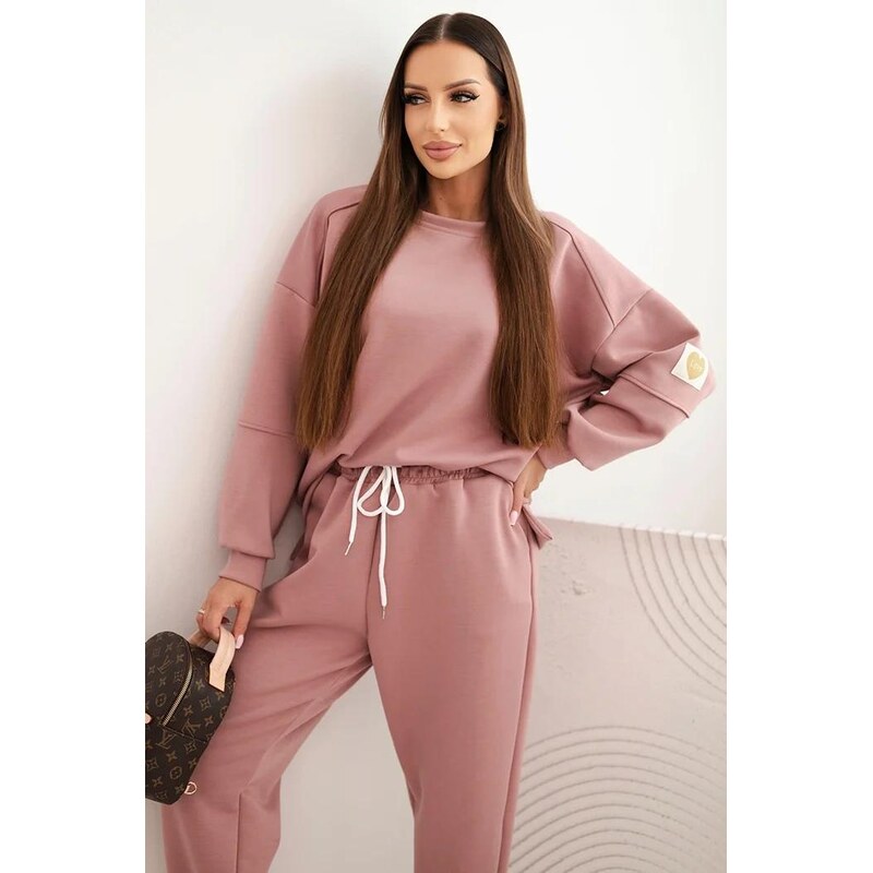 MladaModa Viskózová tepláková súprava s nášivkou na rukáve model 25353 66073820