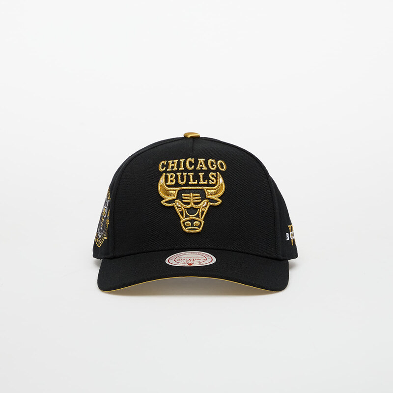 Čiapka Mitchell & Ness NBA Core Vi Pro Snapback Bulls Black/ Gold 66003025