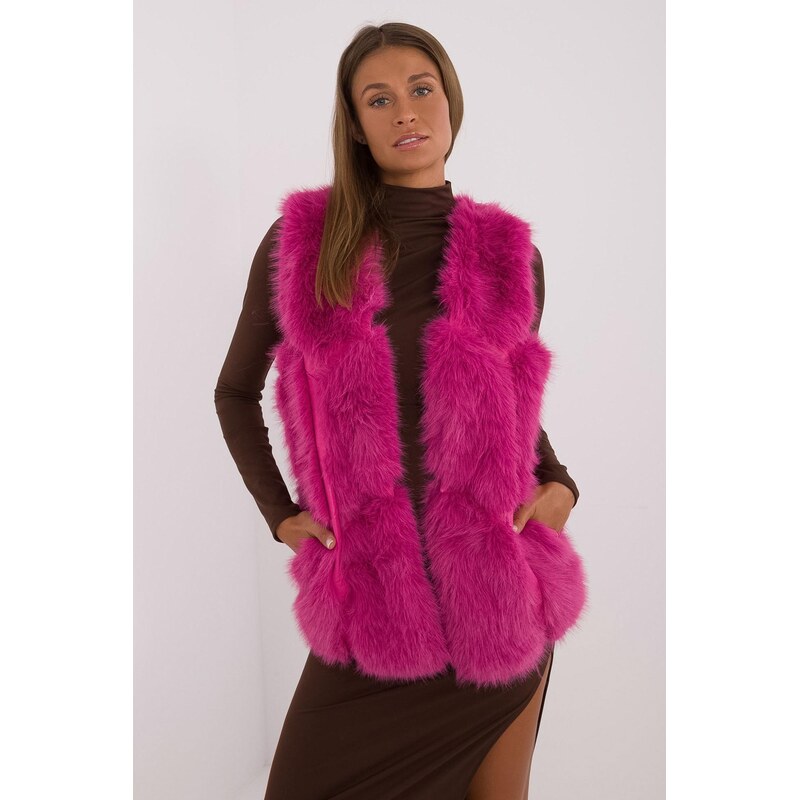 MladaModa Kožušinková vesta s vreckami a zapínaním na háčiky model 66012491