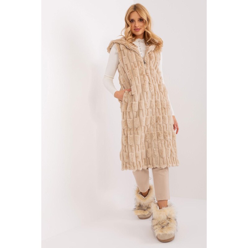 MladaModa Dlhá kožušinková vesta s kapucňou, vreckami a zipsom model 66012510
