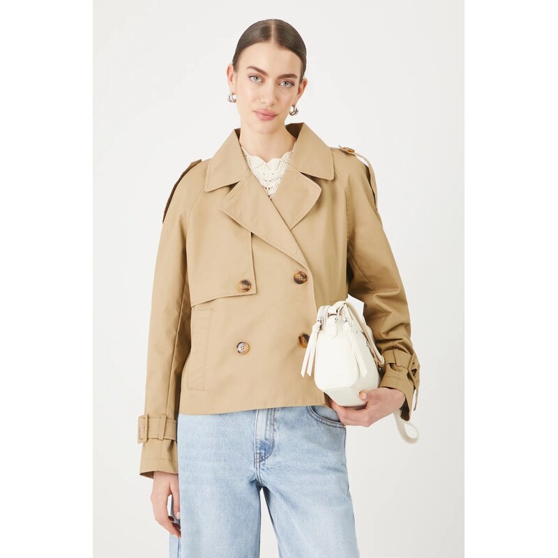 Krátky trenčkot Medicine 66512407