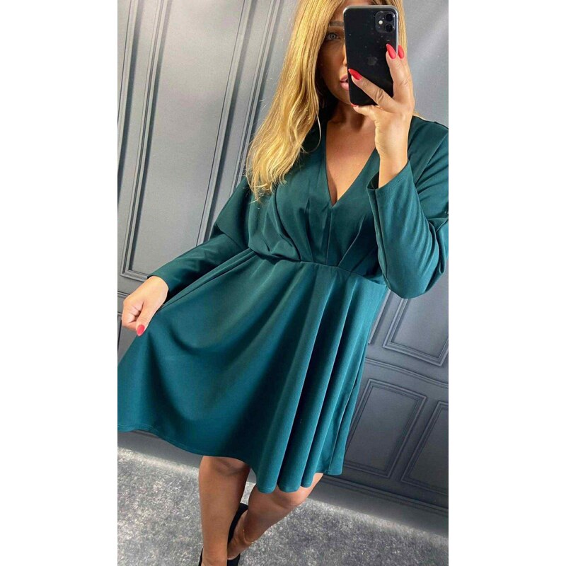 Krátke šaty s voľným živôtikom zelené 66046014