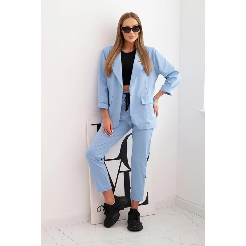 MladaModa Elegantný komplet nohavíc a saka model 25392 svetlomodrý 65082408